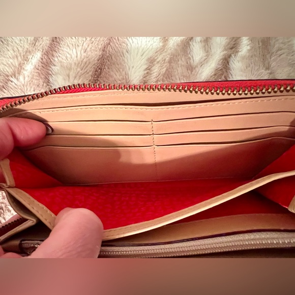 Adorable Kate Spade pebble leather coral zip wallet. Used, but good condition. - Picture 5 of 16